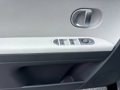 Certified 2024 Hyundai Ioniq 5 SEL AWD/4WD image 19