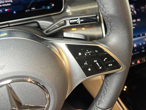 Used 2025 Mercedes-Benz C 300 4MATIC Sedan image 30