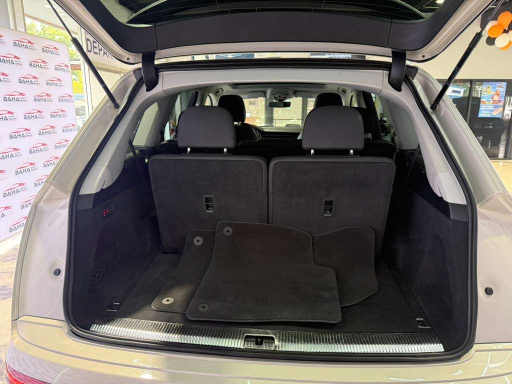 Used 2024 Audi Q7 3.0T Premium Plus AWD/4WD image 51