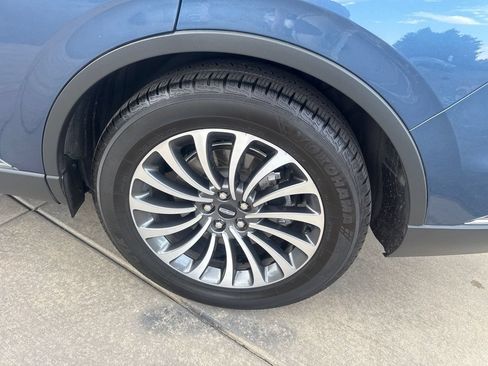 Used 2020 Lincoln Aviator Reserve w/ Equipment Group 201A AWD/4WD image 24