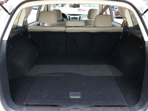 Used 2012 Subaru Outback 2.5i Premium w/ Popular Pkg 1B AWD/4WD image 23
