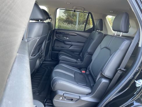 Used 2025 Honda Pilot EX-L image 19