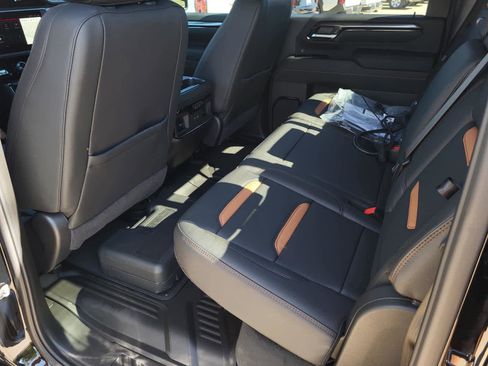 New 2026 GMC Sierra 2500 AT4 w/ AT4 Premium Plus Package image 11