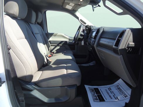 Used 2022 Ford F250 XLT w/ XLT Value Package image 28