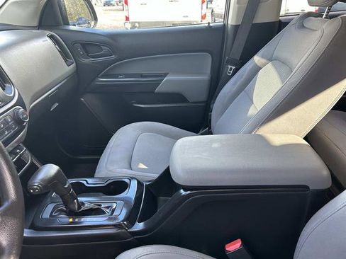 Used 2018 Chevrolet Colorado W/T w/ Custom Special Edition image 22