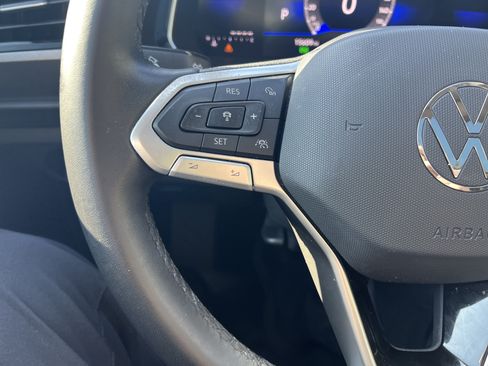 Used 2024 Volkswagen Jetta SE FWD image 16