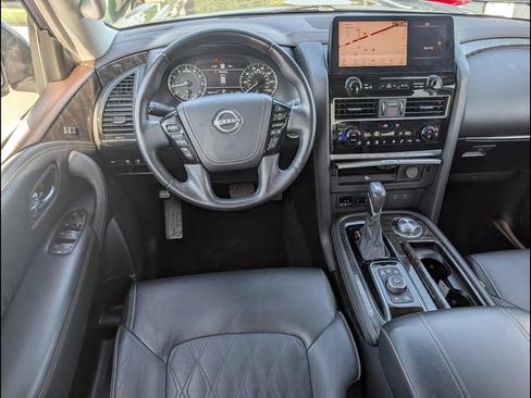 Used 2023 Nissan Armada Platinum w/ Captain's Chairs Package AWD/4WD image 8