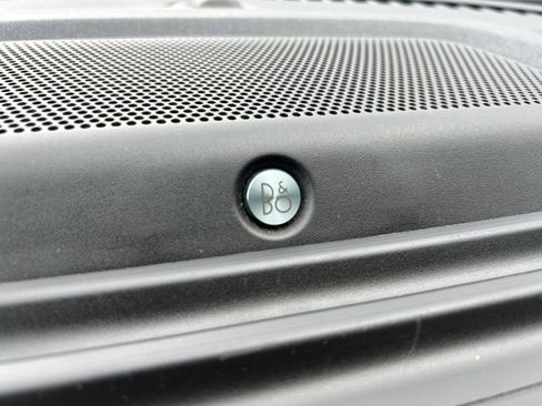 Used 2023 Ford F250 Lariat w/ Chrome Package image 46