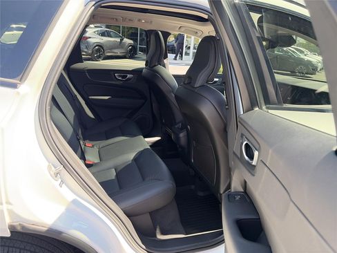 Used 2024 Volvo XC60 B5 Plus w/ Protection Package Premier AWD/4WD image 14