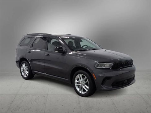 Certified 2024 Dodge Durango GT image 2