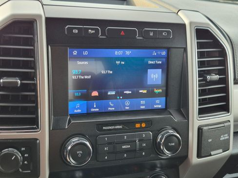 Used 2020 Ford F250 Lariat AWD/4WD image 23