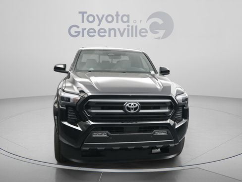 Used 2025 Toyota Tacoma SR5 RWD image 22