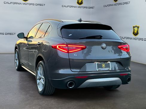 Used 2018 Alfa Romeo Stelvio Ti Sport image 5