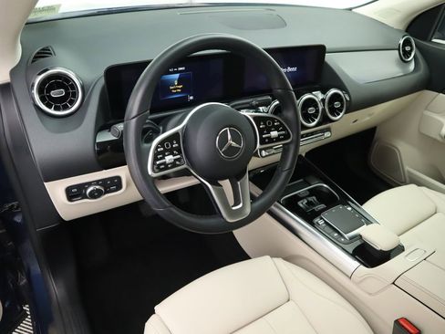 Certified 2023 Mercedes-Benz GLA 250 image 9