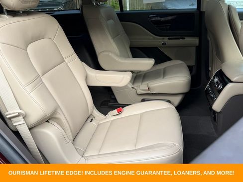 Used 2022 Lincoln Aviator AWD w/ Premium Package image 20