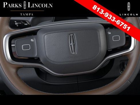 New 2026 Lincoln Navigator Reserve AWD/4WD image 12
