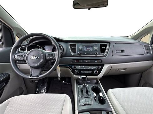 Used 2016 Kia Sedona LX w/ Option Group 020 image 22