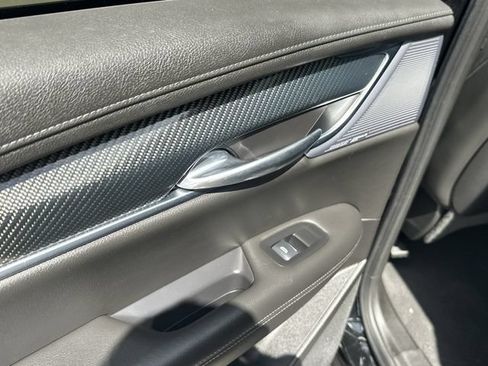 Used 2024 Cadillac XT6 Sport w/ LPO, Onyx Lite Package AWD/4WD image 26