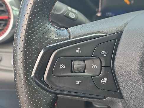 Used 2025 Chevrolet Trax RS w/ Driver Confidence Package FWD image 15