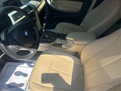 Used 2018 BMW 320i xDrive Sedan AWD/4WD image 11