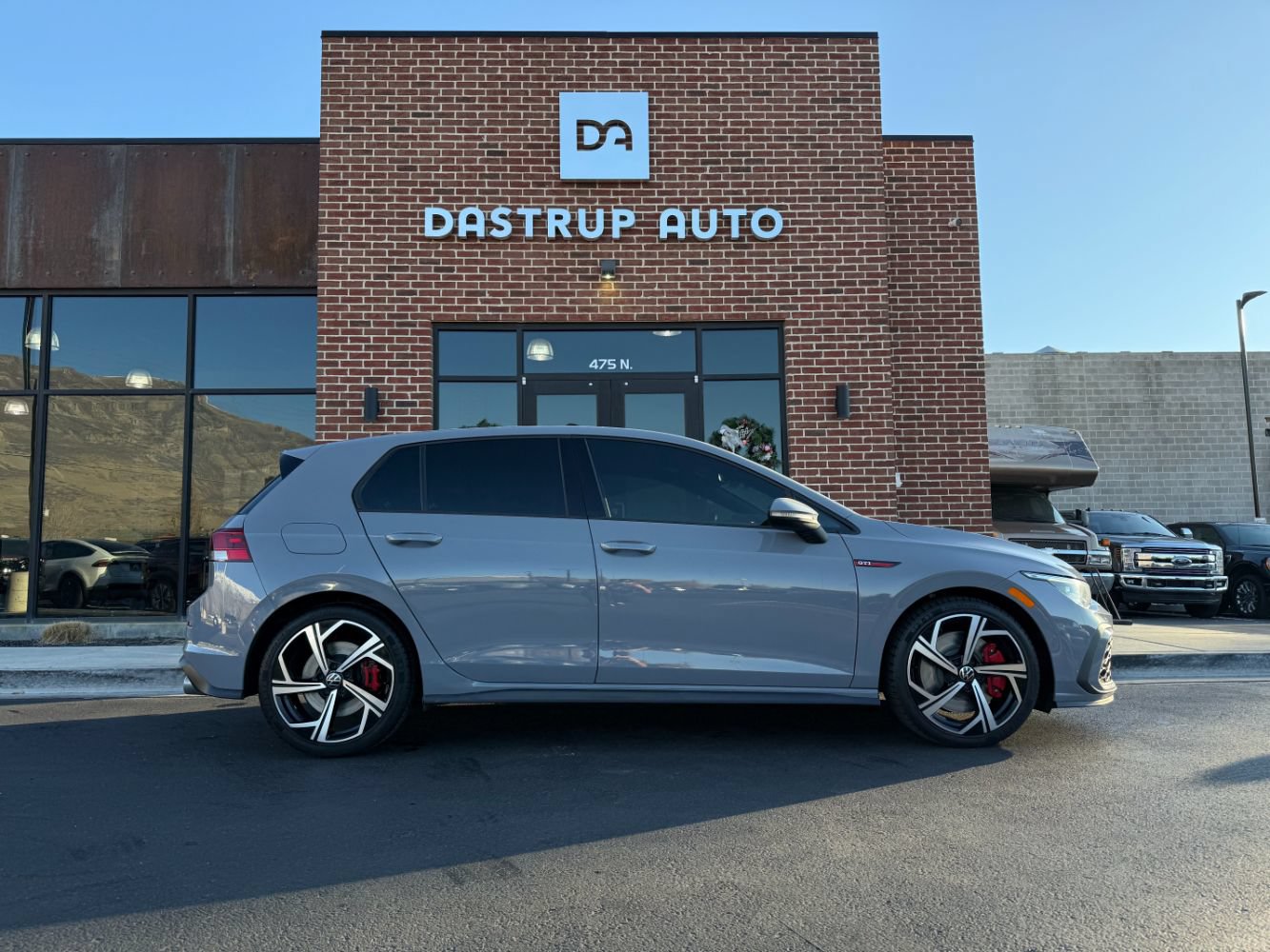Used 2024 Volkswagen GTI SE FWD image 8