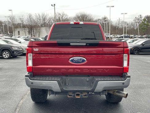 Used 2019 Ford F250 Lariat w/ Chrome Package image 6