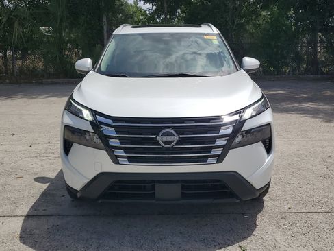 Certified 2024 Nissan Rogue SV w/ SV Premium Package image 2