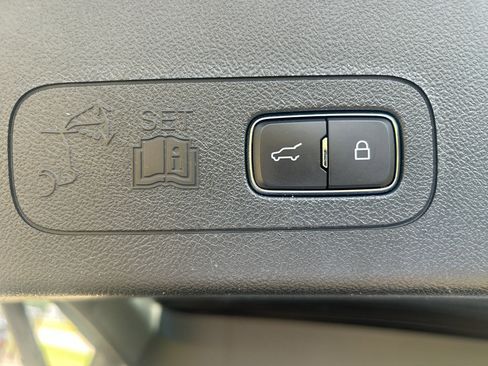 Used 2021 Lincoln Aviator Reserve w/ Equipment Group 208A AWD/4WD image 12