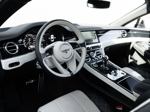 Used 2020 Bentley Continental GT First Edition image 5