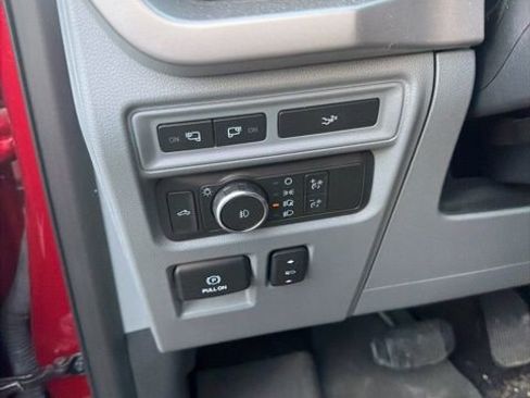 Certified 2022 Ford F150 XLT w/ Equipment Group 302A High image 14