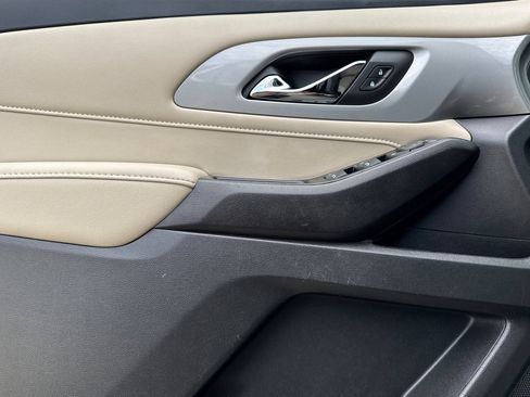 Used 2023 Chevrolet Traverse LS w/ LPO, Cargo Package image 11