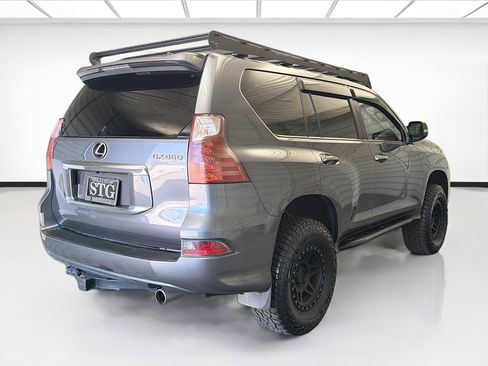 Used 2021 Lexus GX 460 Premium w/ Premium Package image 4