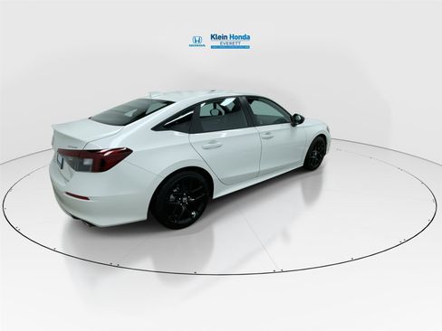 Certified 2025 Honda Civic Sport image 2