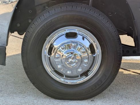 Used 2024 RAM 3500 Big Horn image 11