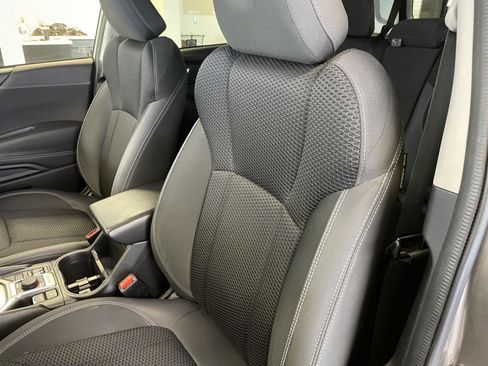 Used 2021 Subaru Forester Premium image 17