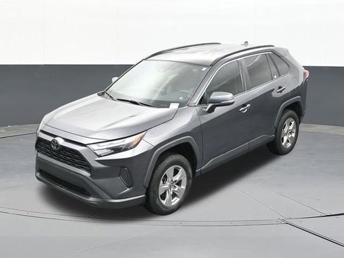 Used 2022 Toyota RAV4 XLE AWD/4WD image 68