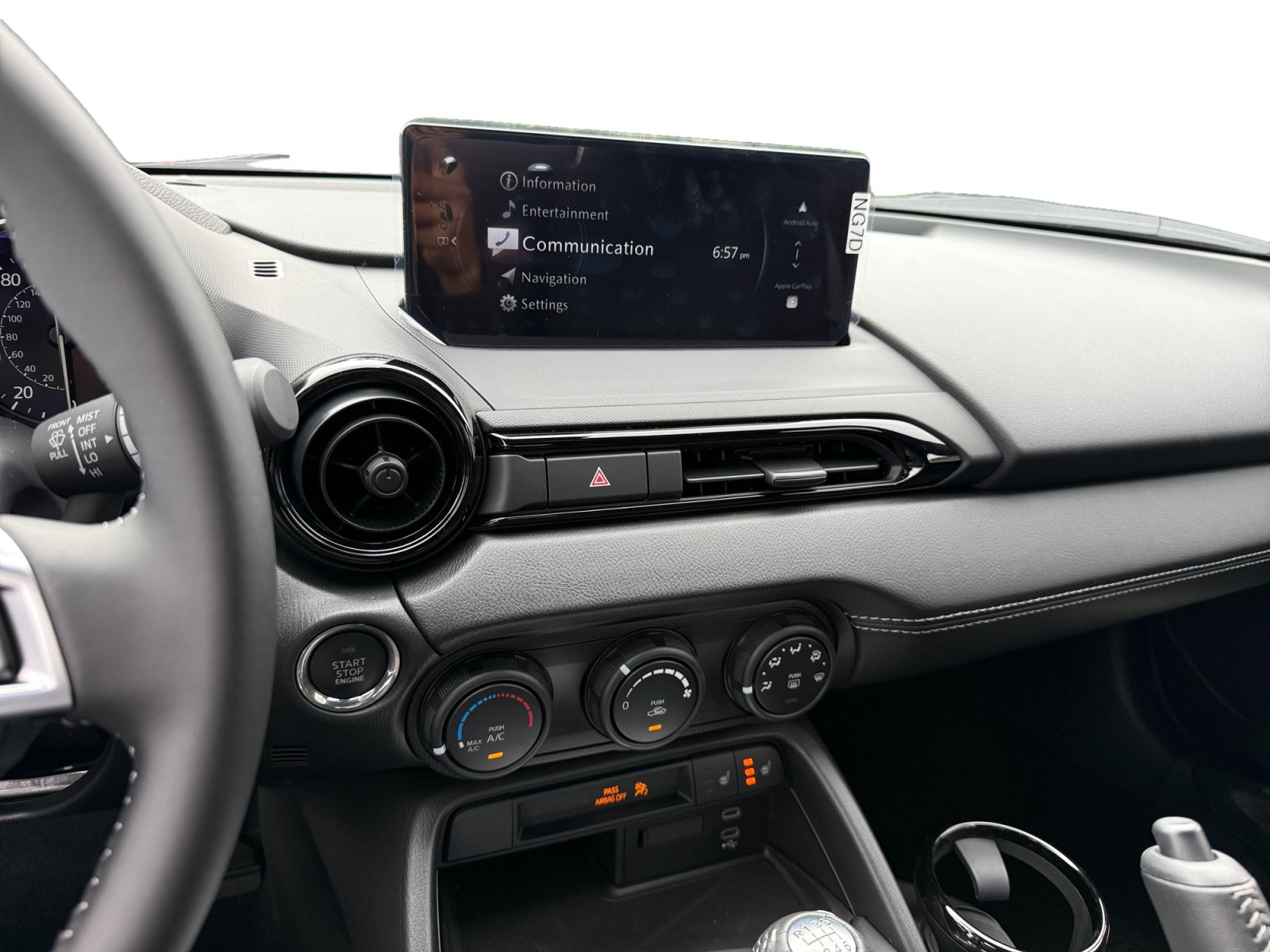 New 2026 MAZDA MX-5 Miata Club w/ Interior Package RWD image 12