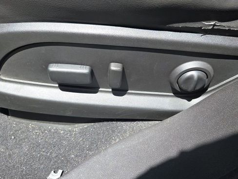 Used 2015 Buick Enclave Leather AWD/4WD image 28