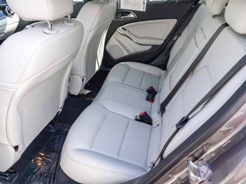 Certified 2020 Mercedes-Benz GLA 250 image 24