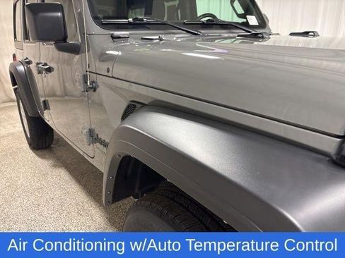 Used 2022 Jeep Wrangler Unlimited Sport S image 9