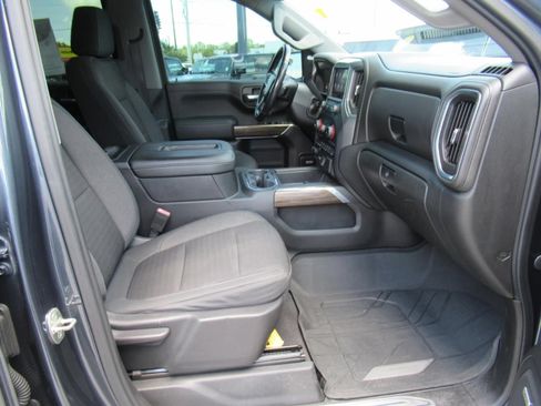 Used 2020 Chevrolet Silverado 1500 RST AWD/4WD image 11