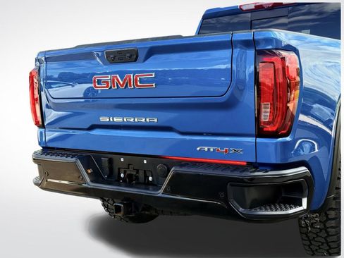 Used 2023 GMC Sierra 1500 AT4X image 16