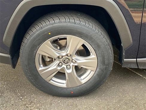 Used 2023 Toyota RAV4 XLE image 6