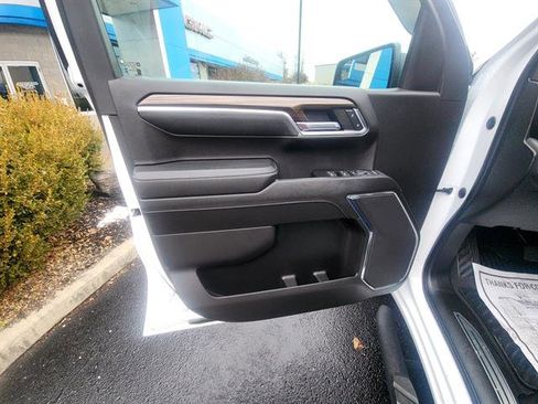 Used 2023 Chevrolet Silverado 1500 LT image 21