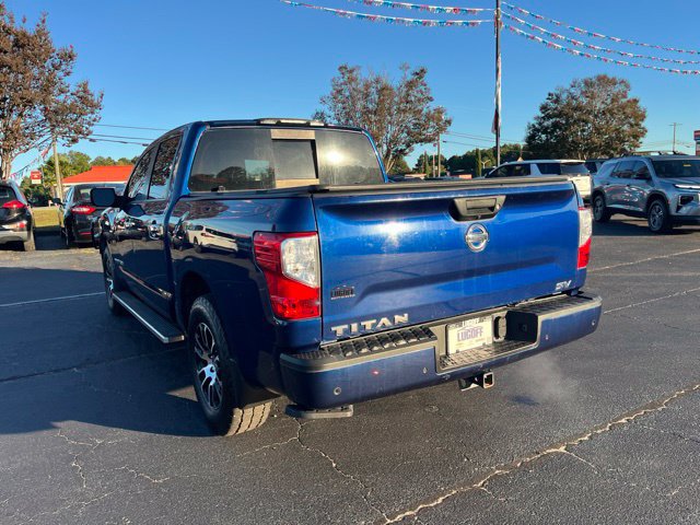 Used 2021 Nissan Titan SV w/ SV Convenience Package RWD image 34