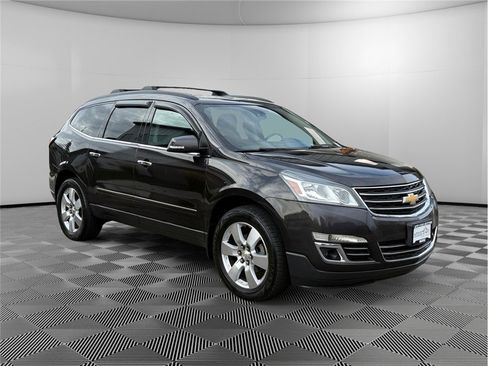 Used 2014 Chevrolet Traverse LTZ image 7