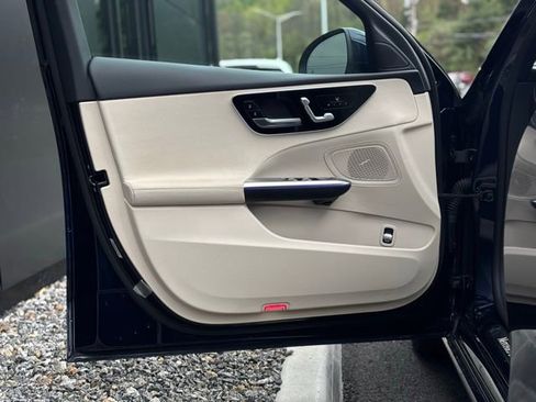 Certified 2023 Mercedes-Benz C 300 4MATIC Sedan image 18