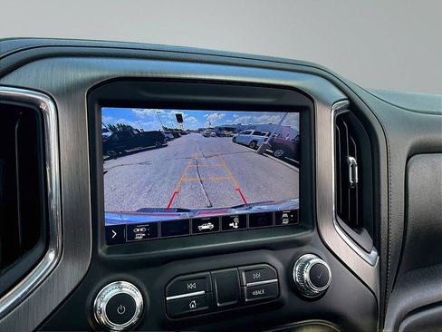 Used 2022 GMC Sierra 3500 Denali w/ Denali Ultimate Package AWD/4WD image 17