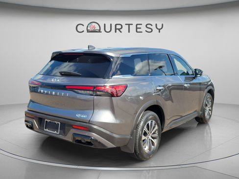 Certified 2024 INFINITI QX60 Pure FWD image 3