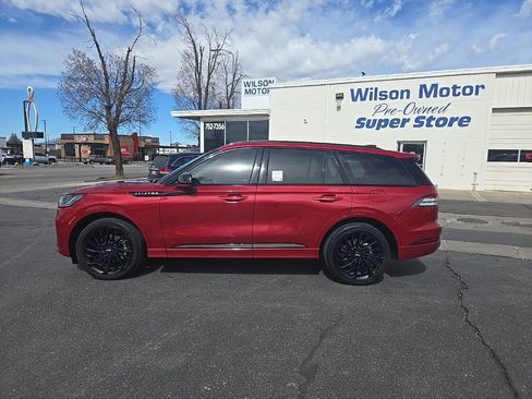 Used 2025 Lincoln Aviator Reserve w/ Equipment Group 201A image 8
